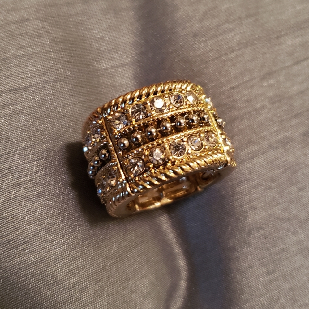 Two Tone Wide Band Crystal Ring